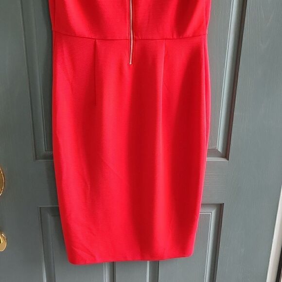 Express bodycon essential red dress, size medium - Picture 7 of 8